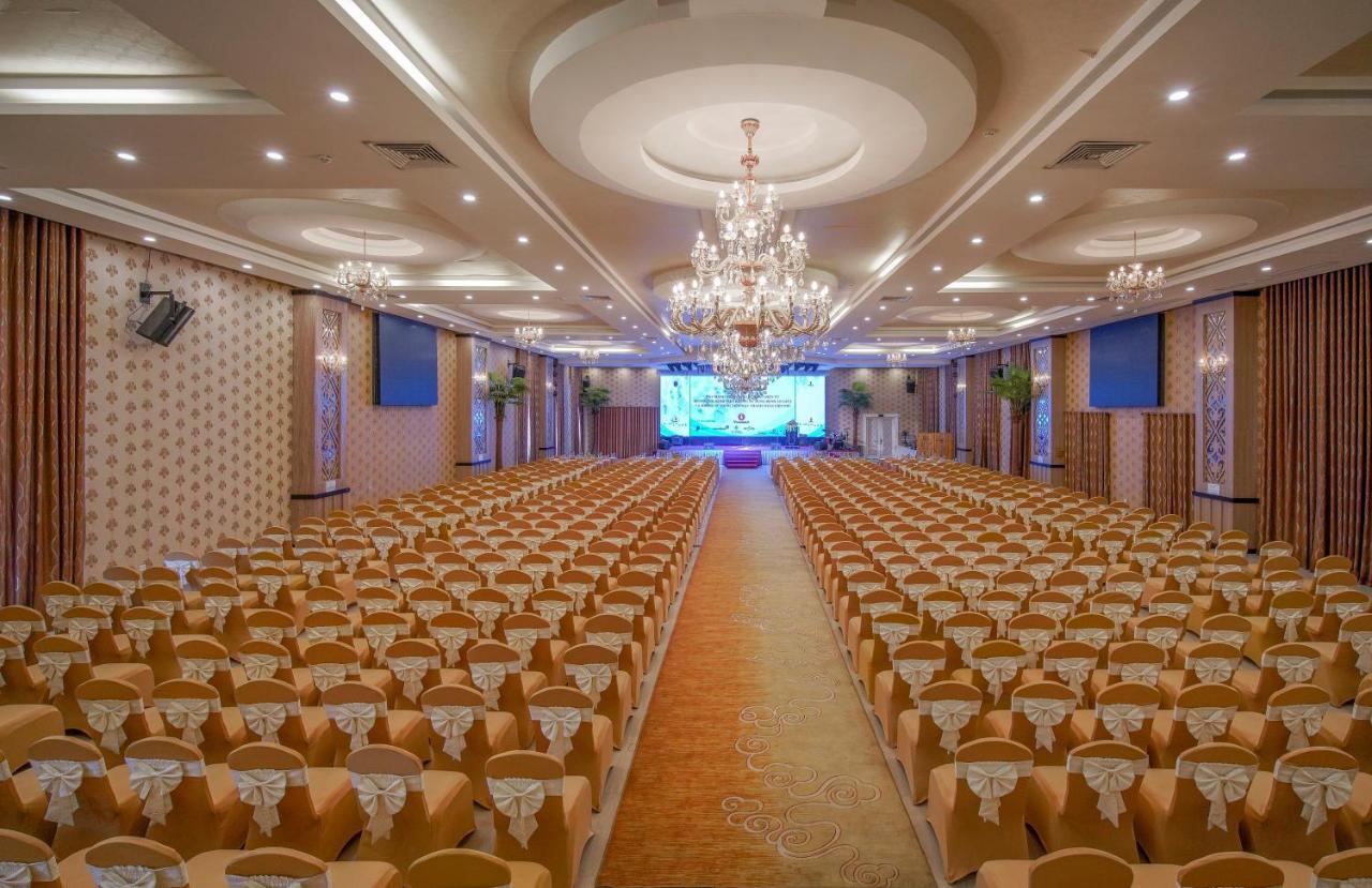 Hotel Eden Plaza 4*